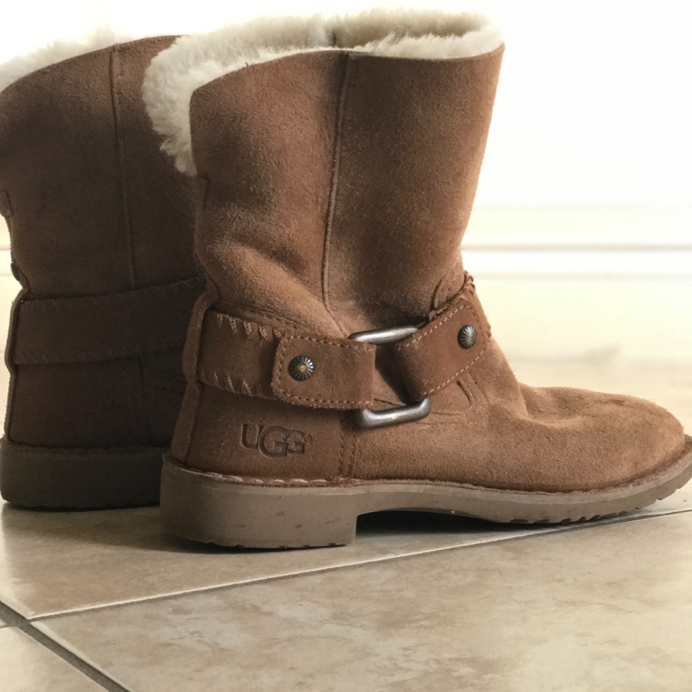 Brown ugg boots